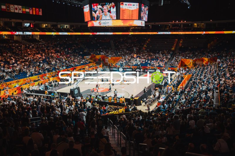Deutschland vs. Korea – Totale der Uber Arena beim FIBA World Cup