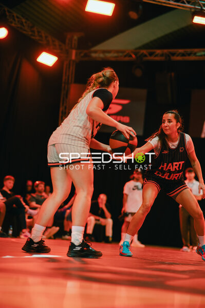 Basketballspiel in Köln