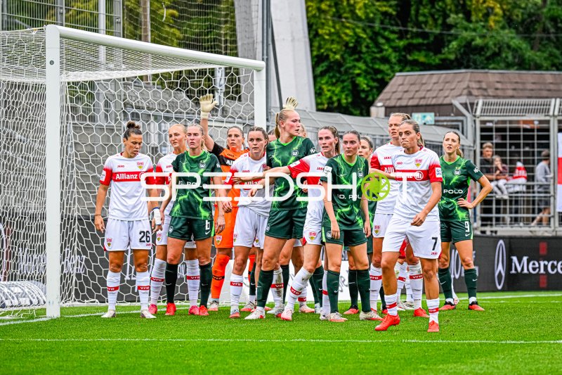 Eckball-Situation: VfB Stuttgart - VFL Wolfsburg, Frauen-Bundesliga 13.09.2026