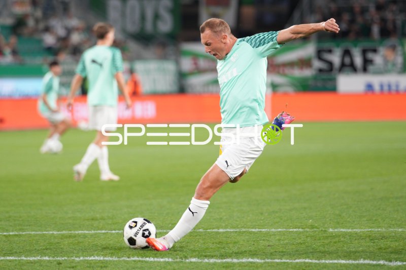 Thomas Goiginger (#36; Wattener SG Swarovski Tirol) beim Torschuss