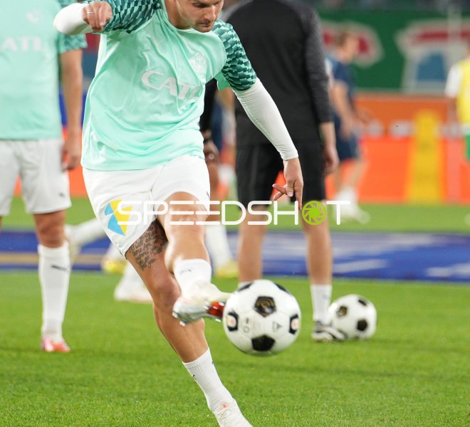 SK Rapid Wien Spieler bei Aufwärmtraining im Allianz Stadion