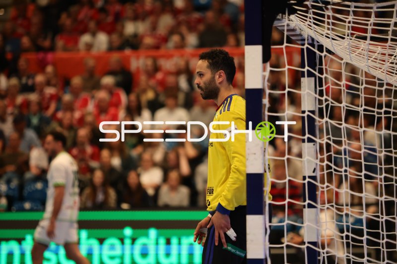 Mohamed El-Tayar (#12; HSV Hamburg) am Tor
