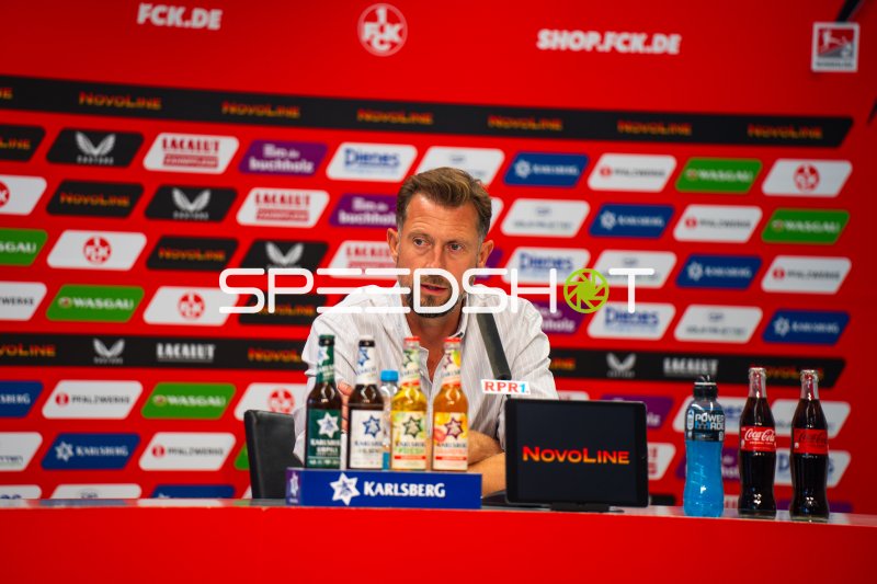 Pressekonferenz im Fritz Walter Stadion Kaiserslautern