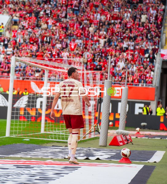 Erencan Yardımcı (#17; 1. FC Kaiserslautern) im Fritz Walter Stadion