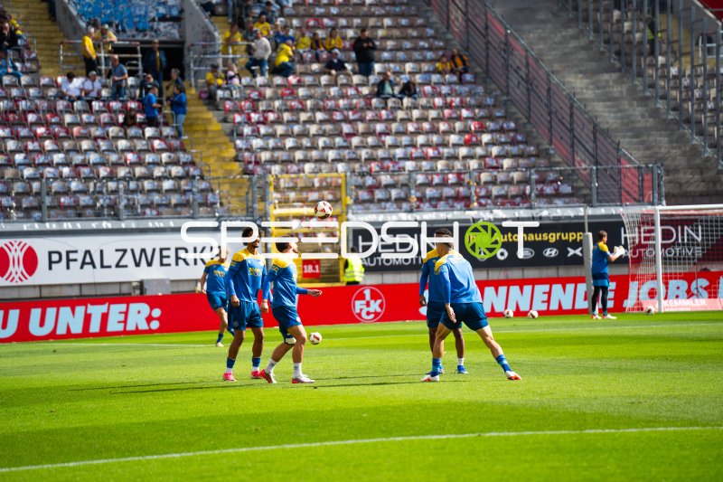 1. FC Kaiserslautern Aufwärmtraining im Fritz-Walter-Stadion