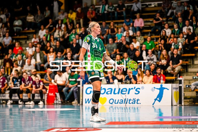Luisa Schulze (#33; Frisch auf Göppingen) in der EWS Arena