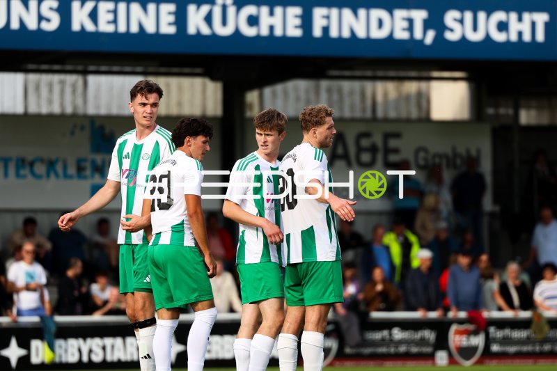 Spieler von Sportfreunde Broekhuysen beim Spiel in Straelen