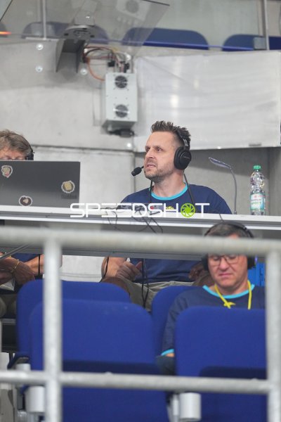 Kommentatoren in der SAP Arena Mannheim bei Live-Übertragung