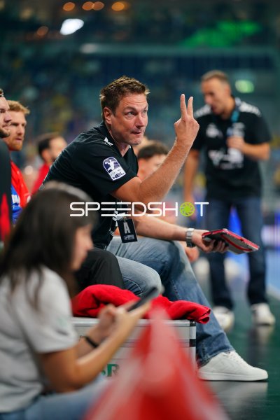 Offizieller bei Handballspiel in der SAP Arena Mannheim