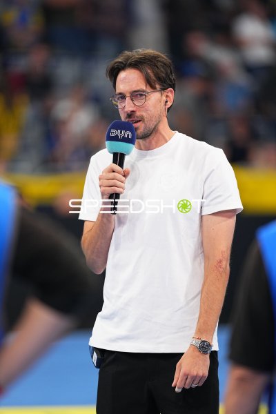Patrick Groetzki bei Moderation in der SAP Arena Mannheim