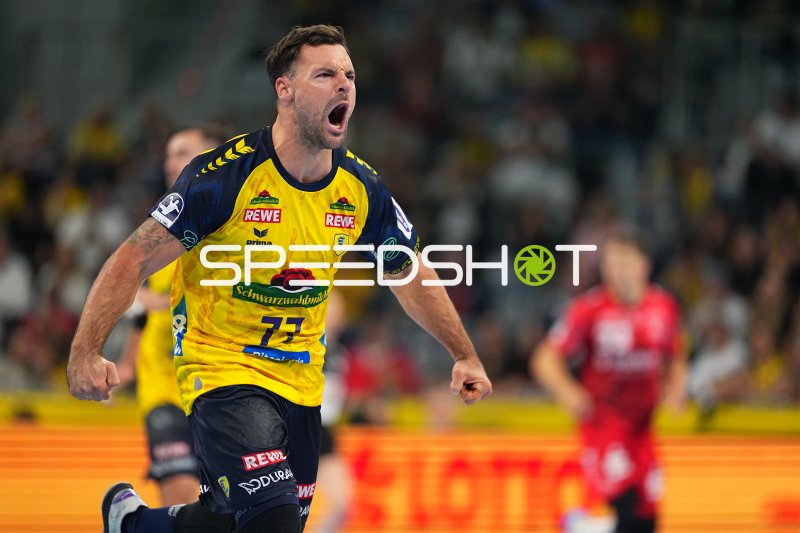 Edwin Aspenbäck (#78; Rhein Neckar Löwen) jubelt nach Treffer