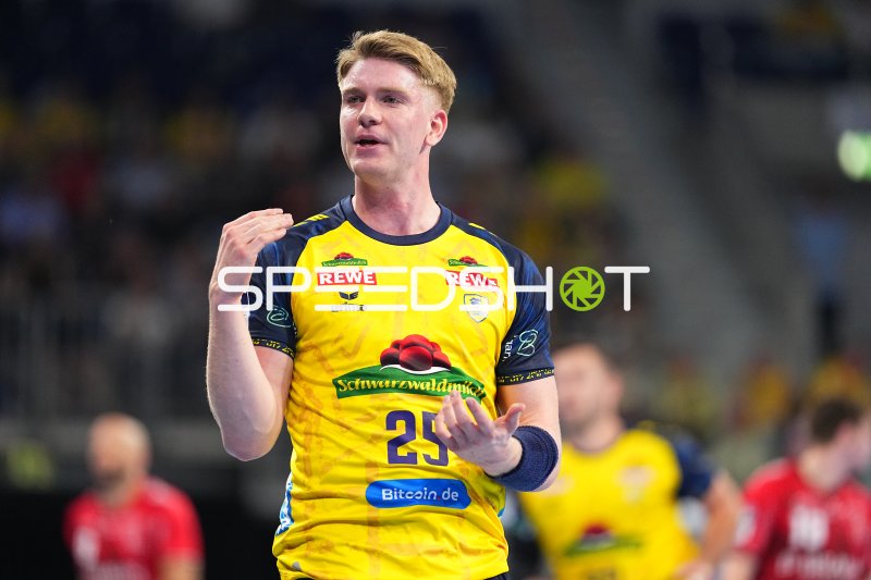 Haukur Thrastarson (#25; Rhein Neckar Löwen) jubelt in der SAP Arena