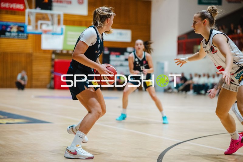 USC Eisvögel Freiburg gegen GirolivePhanters Osnabrück in Halle A
