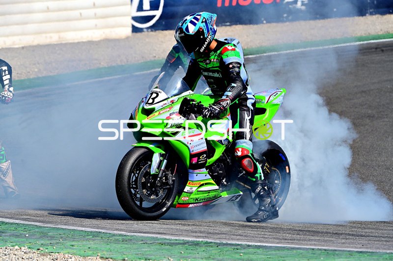 Kawasaki Ninja ZX-10R #13 in Hockenheim mit Drifteinlage