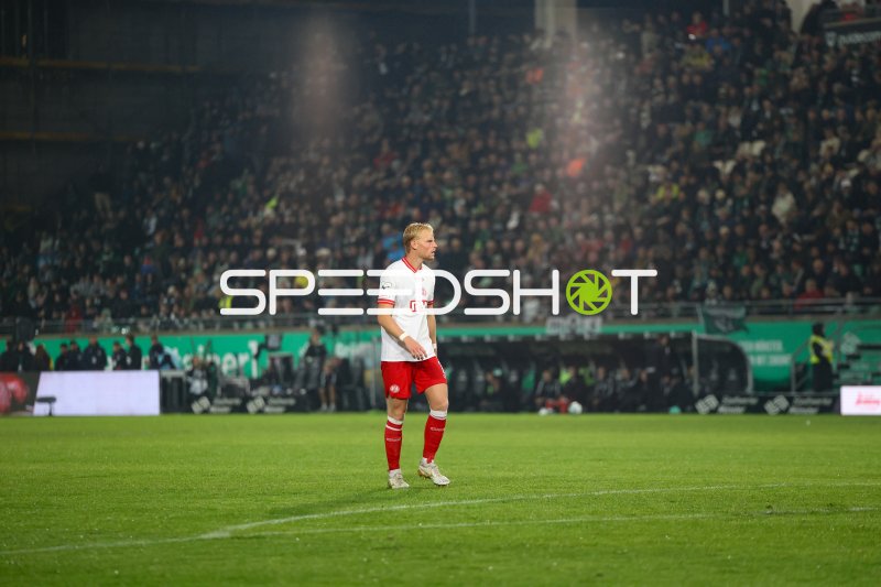 Ben Hüning (#15; Rot-Weiss Essen) im Preußen-Stadion Münster