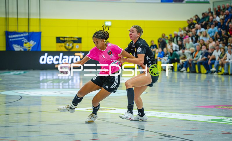 Naomi Conze (#5; Füchse Berlin Frauen) gegen HC Rödertal in Großröhrsdorf