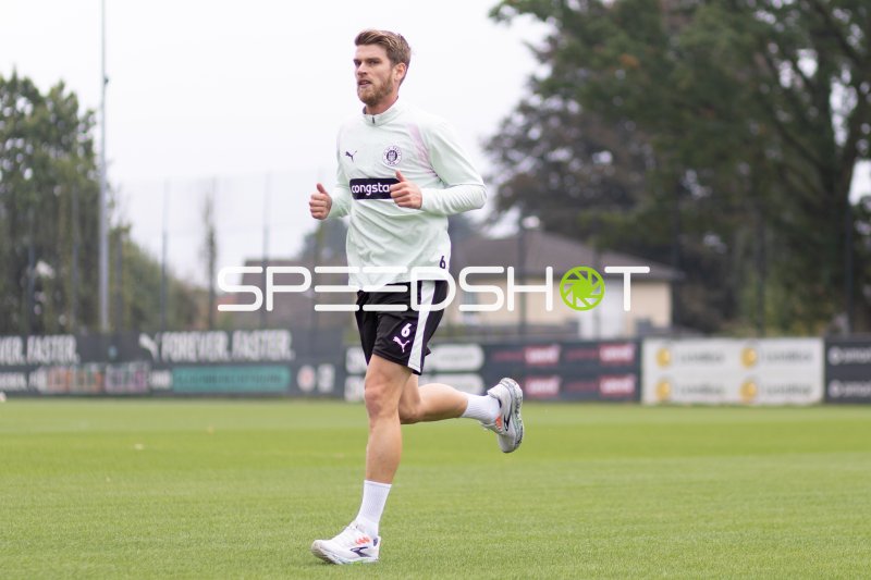 Marcus Mathisen beim Lauftraining im Trainingszentrum