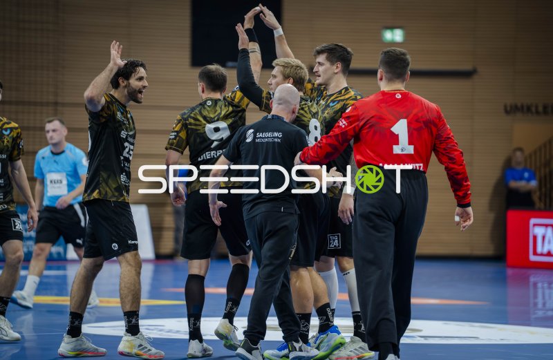 HC Elbflorenz feiert Sieg in der BallsportArena Dresden