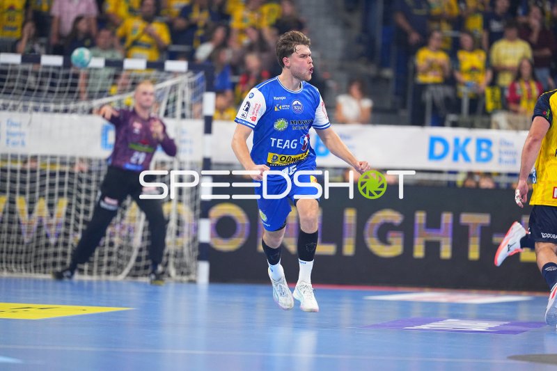 David Möré (#15; Rhein Neckar Löwen) im Spielaufbau gegen ThSV Eisenach