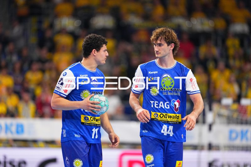 Stephan Seitz (#44; ThSV Eisenach) und Teamkollege in der SAP Arena