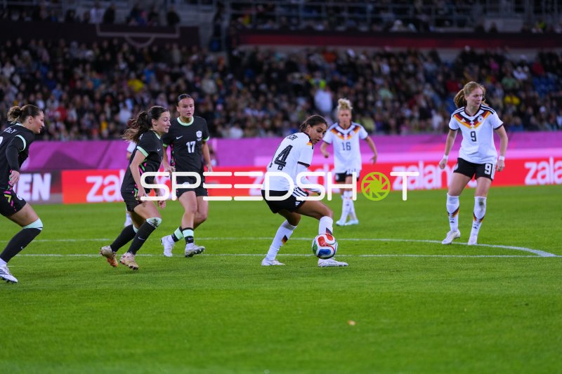 Sjoeke Nüsken – Deutsche Frauen-Nationalmannschaft - Australische Frauen-Nationalmannschaft, 09.10.2026, Karlsruhe, BBBank Wildpark, Frauen Fußball WM Vorbereitungsspiel