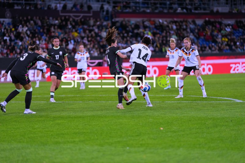 Sjoeke Nüsken – Deutsche Frauen-Nationalmannschaft - Australische Frauen-Nationalmannschaft, 09.10.2026, Karlsruhe, BBBank Wildpark, Frauen Fußball WM Vorbereitungsspiel