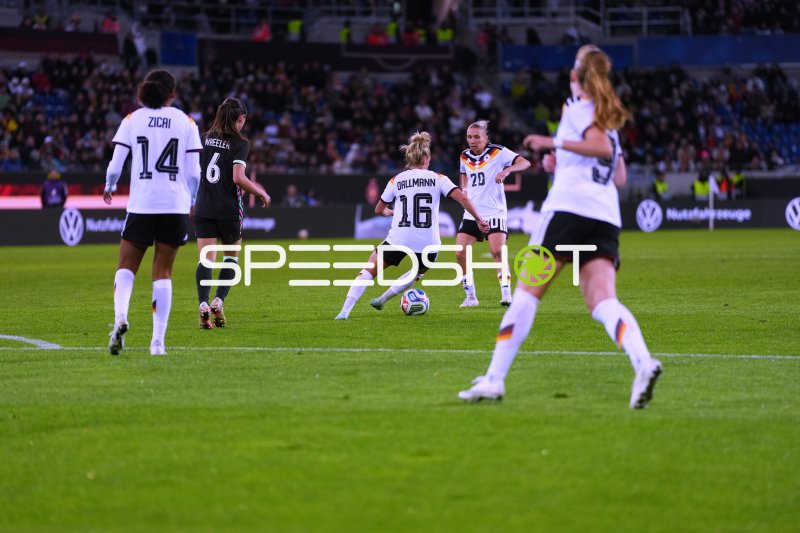 Elisa Senß – Deutsche Frauen-Nationalmannschaft - Australische Frauen-Nationalmannschaft, 09.10.2026, Karlsruhe, BBBank Wildpark, Frauen Fußball WM Vorbereitungsspiel