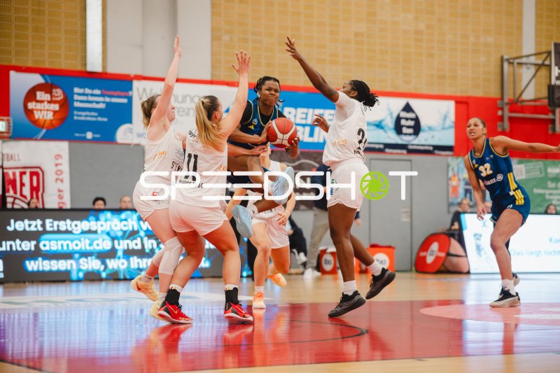 Alba Berlin Damen gegen Herner TC in der KISEC-Arena