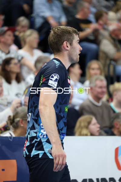 Spieler der Rhein Neckar Löwen an der Seitenlinie