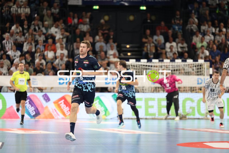 Tim Nothdurft (#8; Rhein Neckar Löwen) im Laufspiel gegen THW Kiel