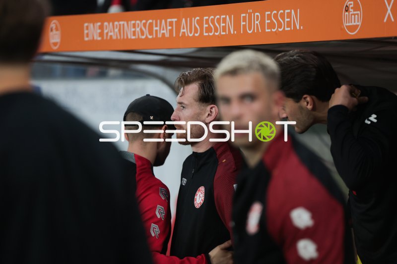 Jannik Mause (#29; Rot-Weiss Essen) in der Coaching-Zone
