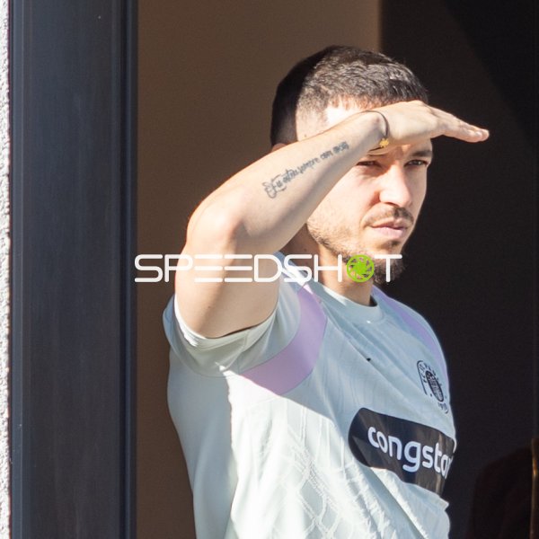 Mathias Pereira-Lage ist noch der Reha im Trainingszentrum Hamburg