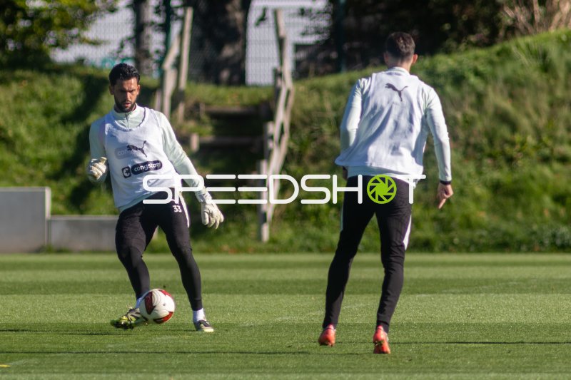 Dimitar Mitov beim Torwarttraining im Trainingszentrum des FC St. Pauli