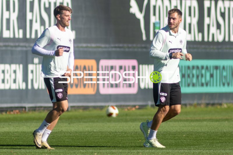 Lars Ritzka und Marcus Mathisen beim Training des FC St. Pauli