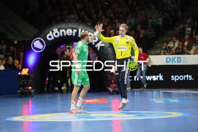 Lasse Ludwig (#1; Füchse Berlin) nach Spielende in der GGW Arena