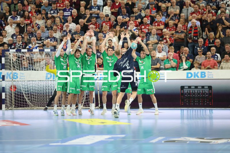 SG Flensburg Handewitt feiert Sieg in der GGW Arena
