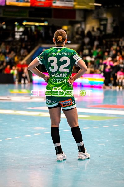 Haruno Sasaki (#32; HSG Bensheim/Auerbach) in der EWS Arena Göppingen