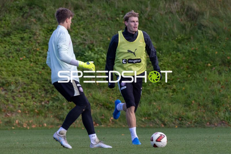 Eric Smith im Trainingsduell beim FC St. Pauli