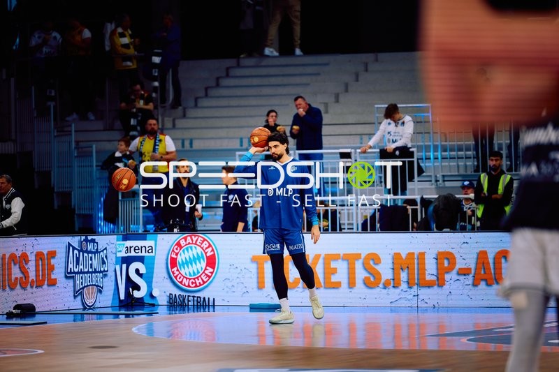 Aufwärmen der Spieler vor dem Spiel