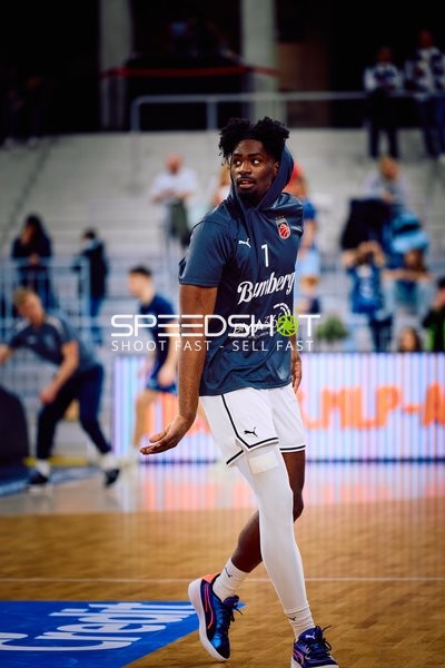 Aufwärmen auf dem Spielfeld