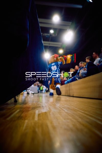 Maskottchen in Aktion