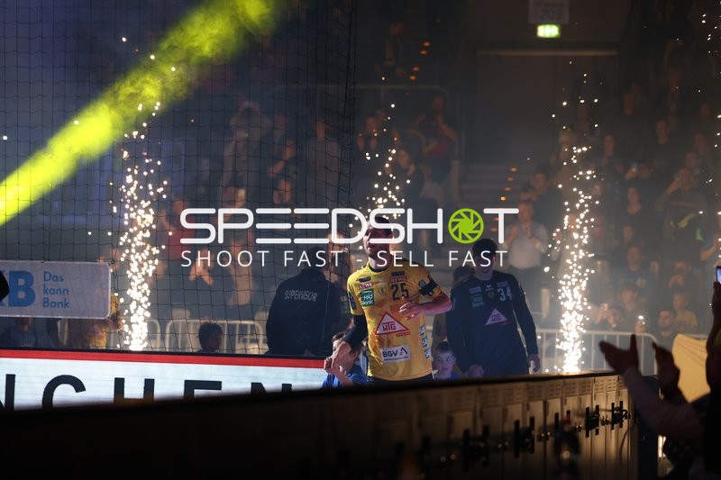 Spielereinlauf mit Lichteffekten