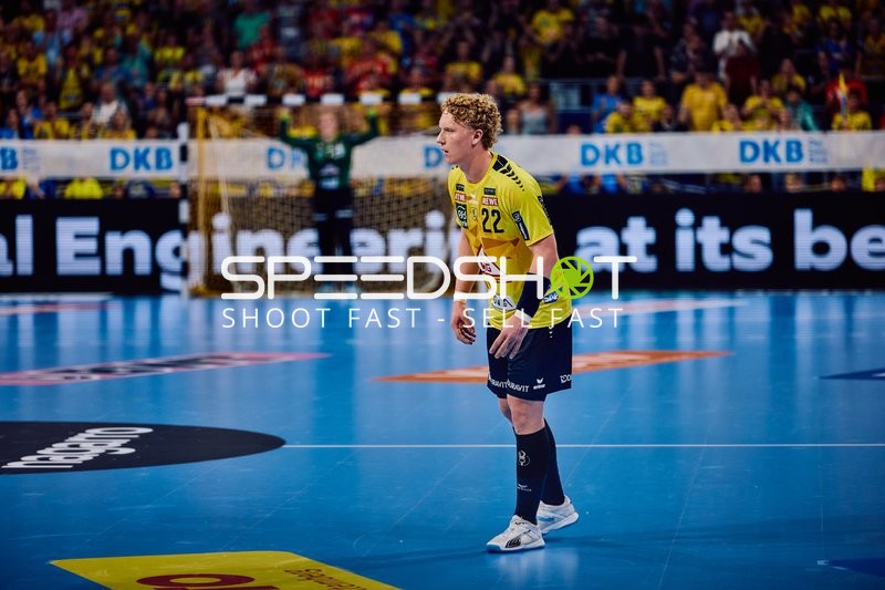 Ein Spieler in Aktion auf dem Spielfeld