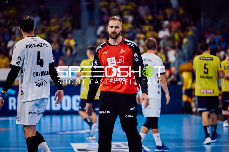 Torwart Andreas Wolff hält das Spiel im Auge