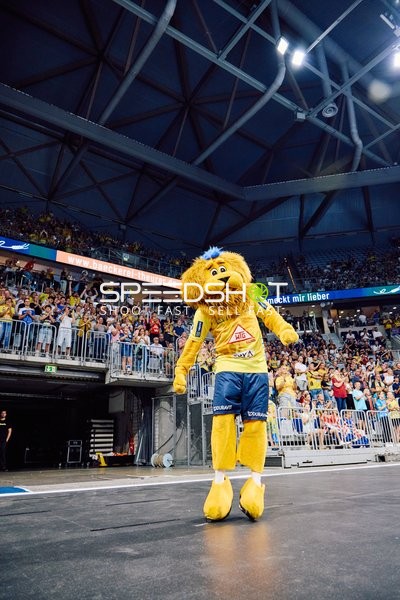 Maskottchen-Performance