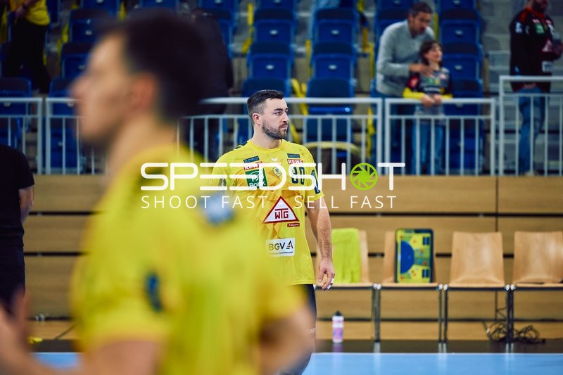 Spieler wärmt sich auf