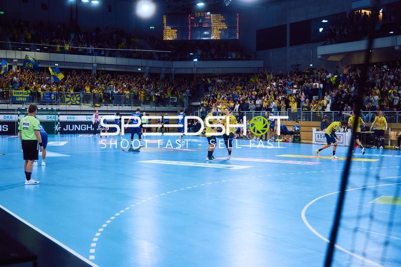 Angriff von Rhein Neckar Löwen in der gegnerischen Hälfte