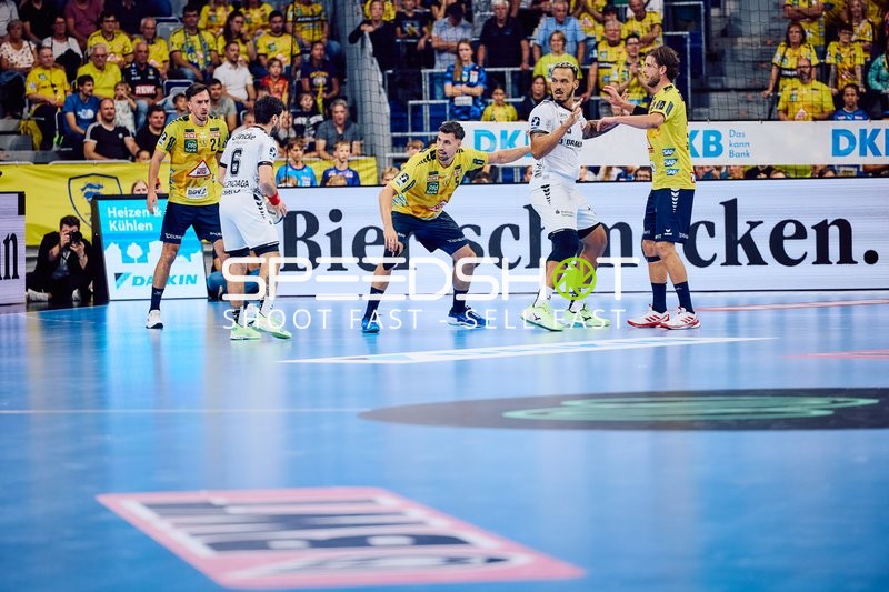 Abwehraktion von Rhein Neckar Löwen gegen MT Melsungen