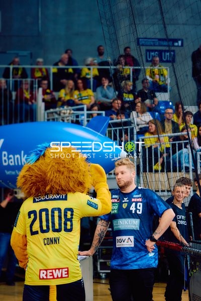 Konversation zwischen Maskottchen und Spieler