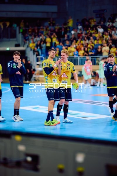 Spielerjubel nach einem Tor.